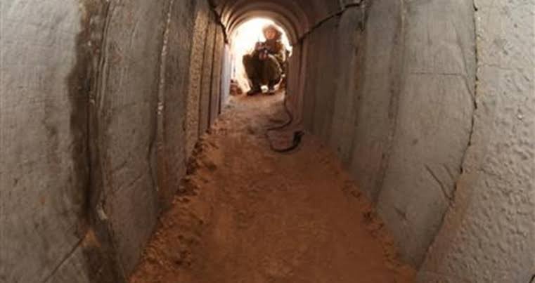 Kassam Tugaylar: Mücahitlerimiz Refah'ta bir tünele giren bir grup askeri havaya uçurduk. - Allah sayınızı artırsın.