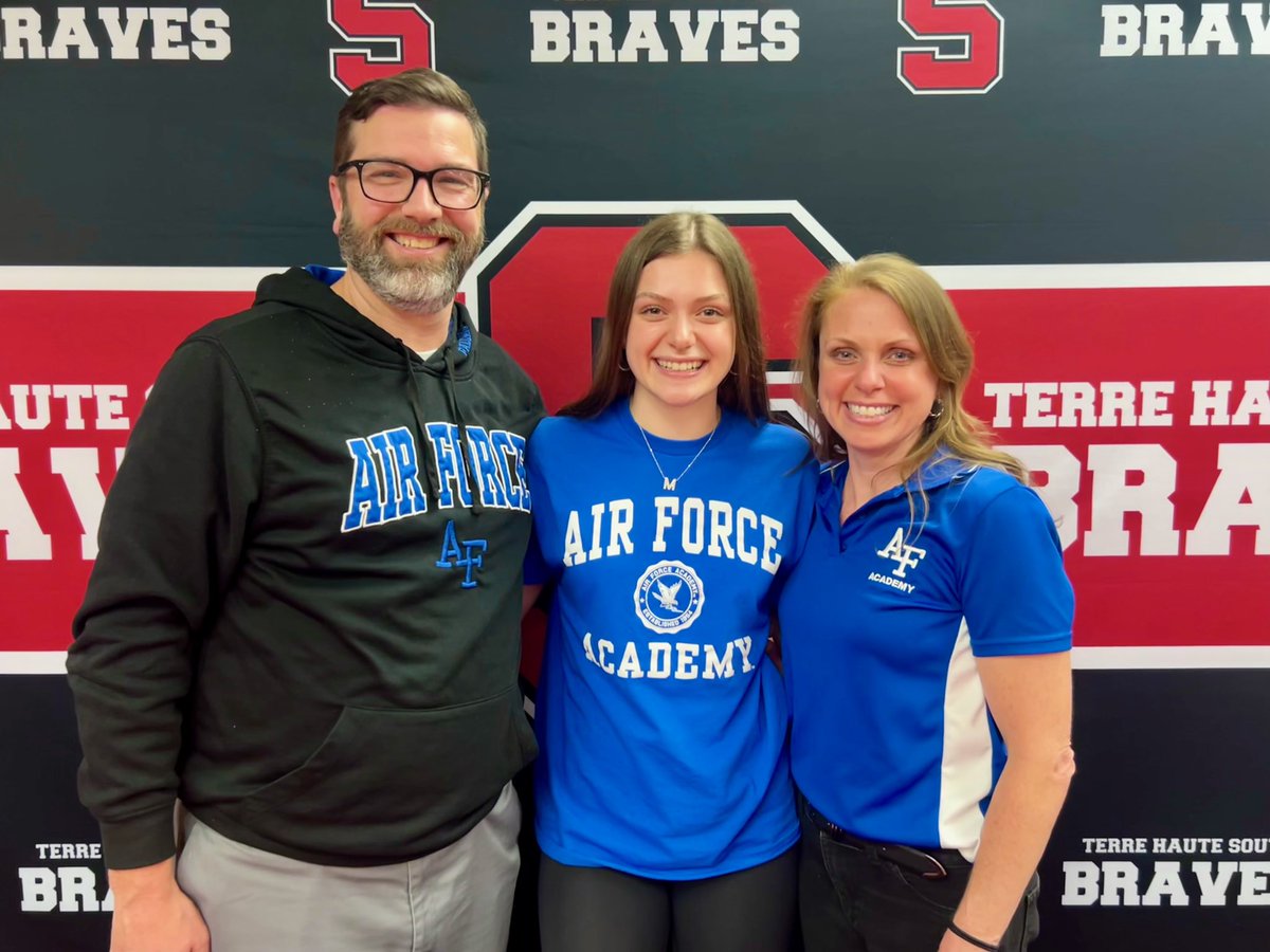 Rusty Loyd (@loyddpucoach) on Twitter photo Last night I was a witness to a special moment. <a href="/mialoyd10/">Mia Loyd</a> signed to play vball, study mechanical engineering, and serve her country for the US Air Force Academy. She has earned this moment through hard work and discipline. <a href="/AF_Falcons/">Air Force Falcons</a> <a href="/AF_Volleyball/">Air Force Volleyball</a> <a href="/THSouthSports/">THSouthSports</a> #ProudDad Last night I was a witness to a special moment. <a href="/mialoyd10/">Mia Loyd</a> signed to play vball, study mechanical engineering, and serve her country for the US Air Force Academy. She has earned this moment through hard work and discipline. <a href="/AF_Falcons/">Air Force Falcons</a> <a href="/AF_Volleyball/">Air Force Volleyball</a> <a href="/THSouthSports/">THSouthSports</a> #ProudDad