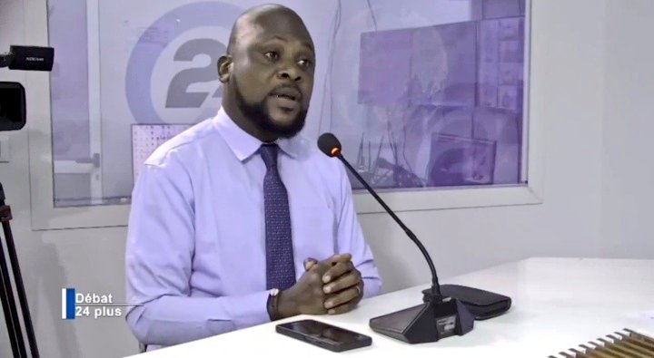 TEDDYMAZINA's tweet photo. #RDCongo
#Kinshasa
#HumanRights

🔴Le militant anti- discriminations, antiraciste, anti-violence ethniques @KalengayiLudov1 serait aux arrêts à #Kinshasa par les services d'État . https://t.co/rlbYRTUtRm