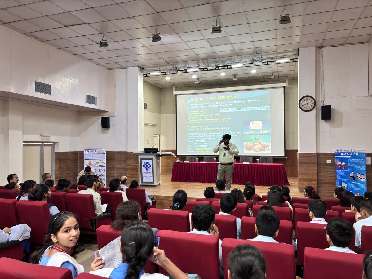 @CSIR_CSIO hosted 'Innovation and Entrepreneurship for School Students and Teachers' event under CSIR-Jigyasa & Integrated Skill initiative, in collaboration with Department of Holistic Education for schools across Chandigarh, Haryana, & Punjab. @CSIR_IND
