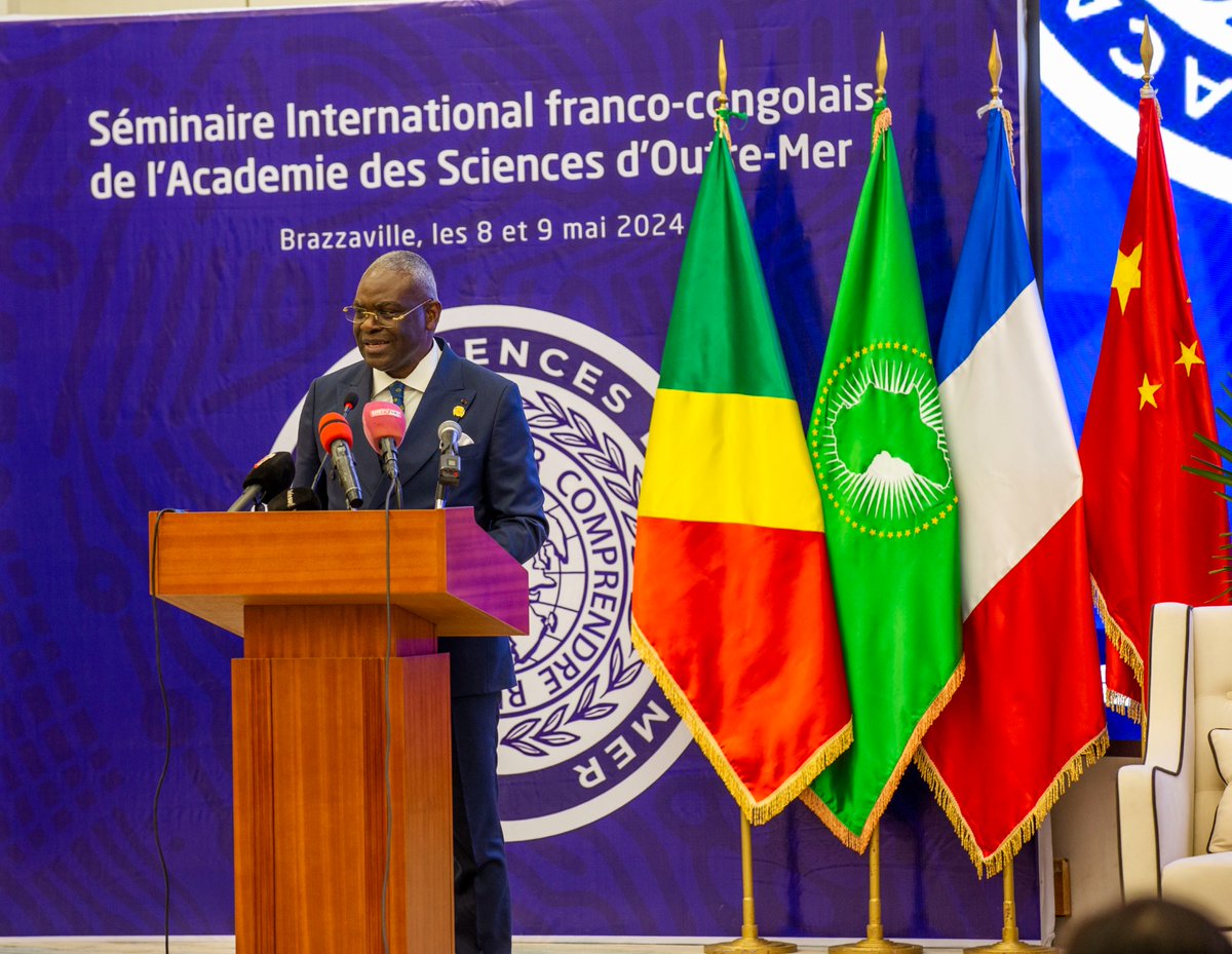 Le Premier Ministre, Chef du Gouvernement Anatole Collinet MAKOSSO, Membre Associé de L’Académie des Sciences d’Outre-Mer a donné le clap de fin du colloque international sur le thème : la Chine et l’Afrique. Lire l'intégralité de l'article : gouvernement.cg/anatole-collin…