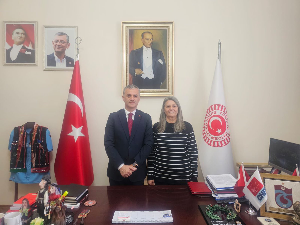 Trabzon Milletvekilimiz Sn. @SibelSuicmez ’i TBMM'deki makamında ziyaret ettim. İlçemiz adına önemli konuları istişare ettik. Değerli vakitlerini ayırdığı için kendisine teşekkür ediyorum.