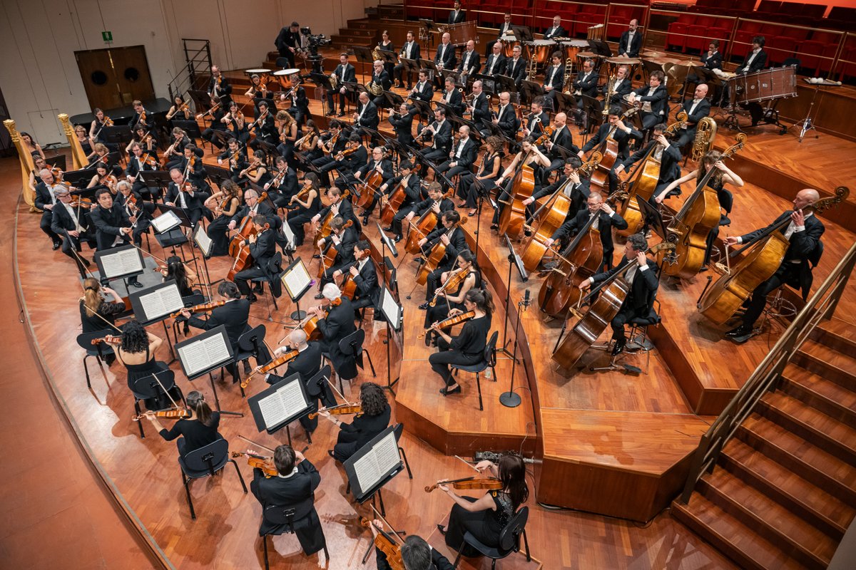 Alcuni scatti del concerto di ieri sera che ha visto protagonisti con L’OSN Rai Andrés Orozco-Estrada e Emanuel Ax. Replica all’Auditorium “Arturo Toscanini” di Torino stasera #10maggio alle 20. #Beethoven #Berlioz LiveStreaming @RaiCultura @RaiPlay 📷bit.ly/3Cjx2BG