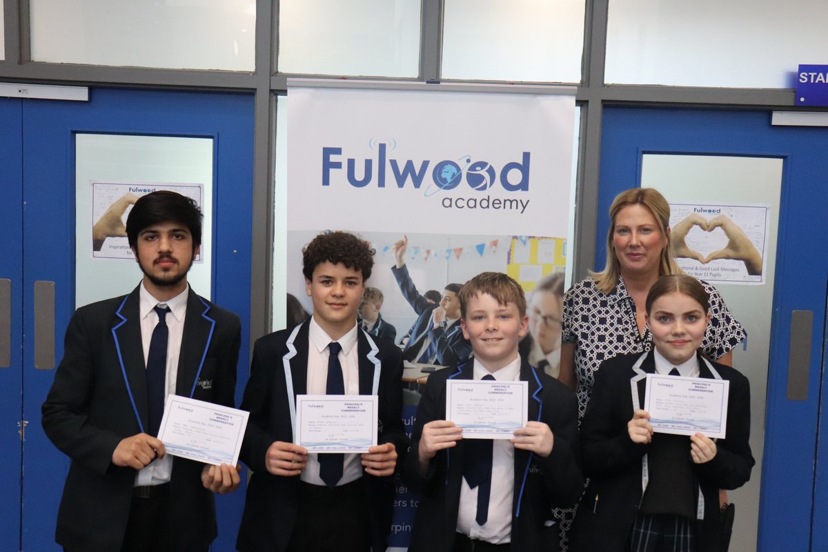 Well done to this week’s winners of the Principal’s Commendation Award. #WeAreFulwood #WeCommit #PrincipalsCommendation #SMARTLearner🌟