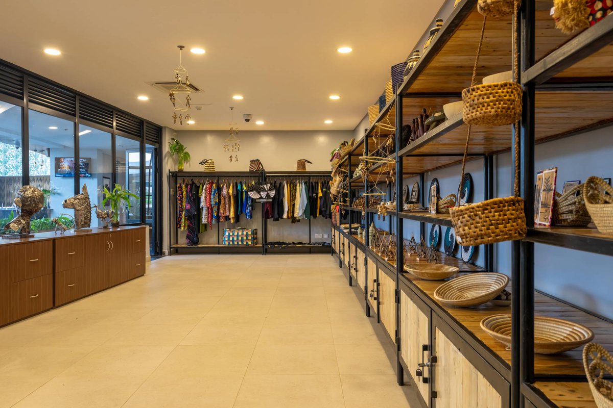 As a hotel committed to celebrating locality, Mantis @EpicHotelSuites offers more than just a stay – we provide a gateway to the heart of our community. Visit our curio shop and take home locally sourced souvenirs, providing a lasting memory of your time with us. #VisitRwanda🇷🇼