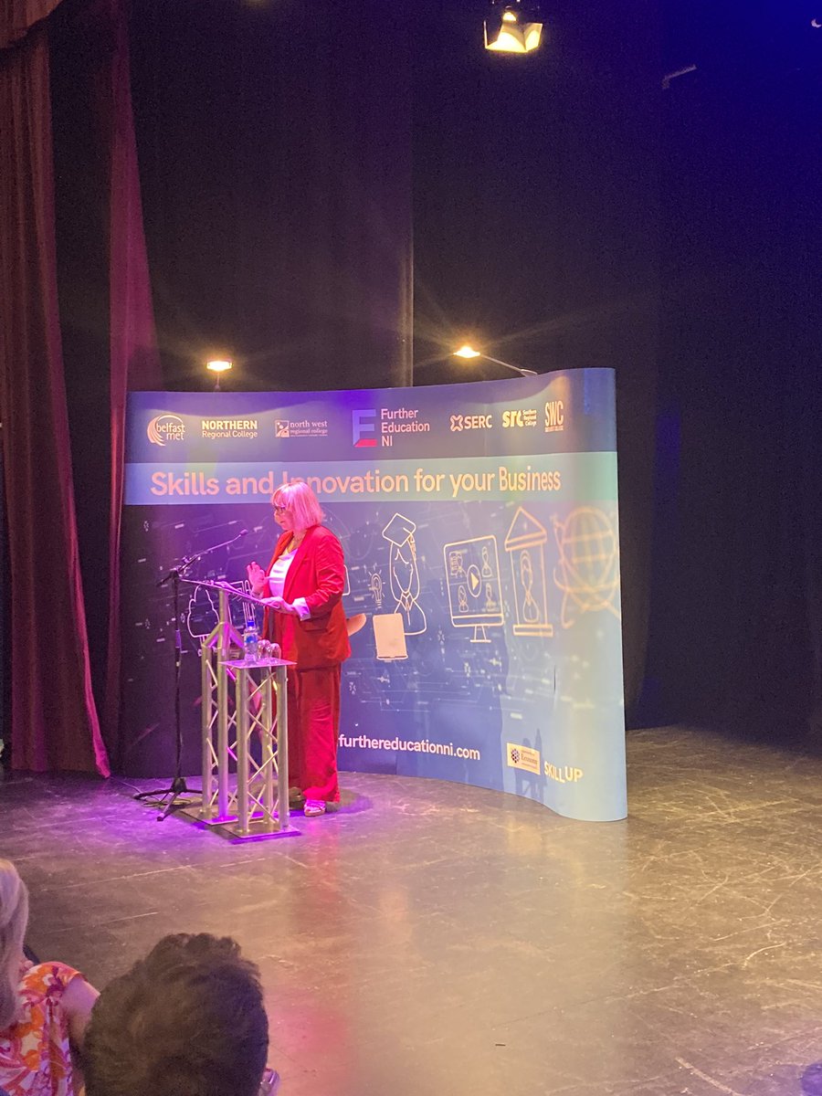 And that’s a wrap for our special event to celebrate the achievements of our @WesternHSCTrust course completers. Business Skills manager Sinead Hawkins closes the proceedings today. @NRCCollege @S_ERC @nwrc_bsc #feforme