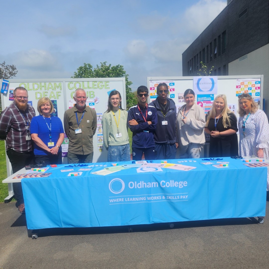 Our Deaf Support Team has celebrated Deaf Awareness Week by promoting the OC Deaf Club & hosting Deaf Awareness sessions. The Deaf Club provides a supportive, empowering space for Deaf and hard of hearing peers to connect, share experiences & advocate for accessibility.