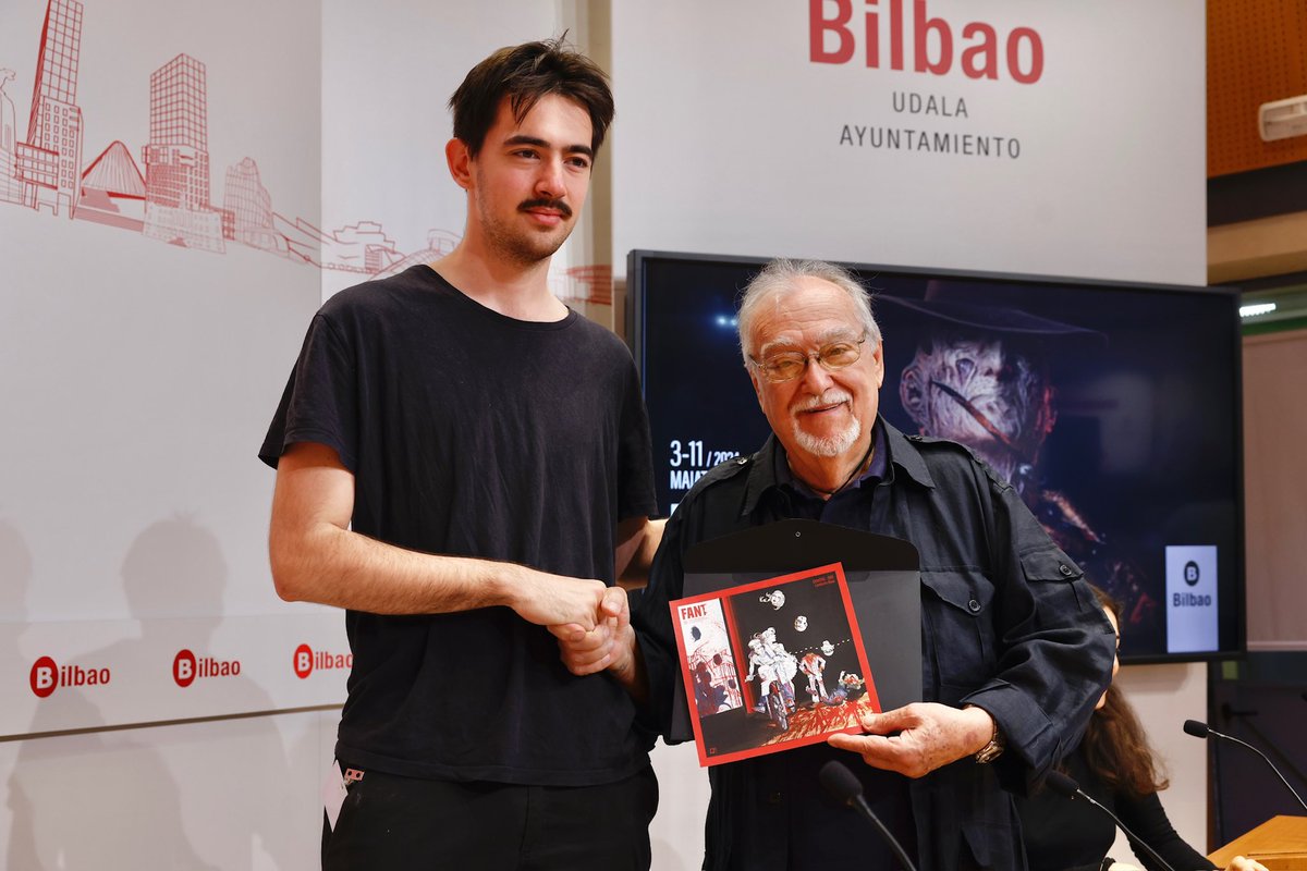 🤩 Lamberto Bava ya está en #FANT30, a punto de recoger su premio “Estrella del Fantástico” 🏅 El director italiano será galardonado hoy, junto a Pedro Olea y Céline Rouzet, en la clausura del Festival (@salaBBK, 19:30).