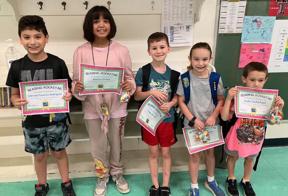 Big shout-out to these top McQ readers on myON for the month of April! 🩷📚 Congrats goes to Librado, Marley, Trace, Emma, & Kade! 👏🎉 So proud of these hard-working readers! #SeguinReads #WeAreSeguin @SeguinISD @McQueeneyESISD