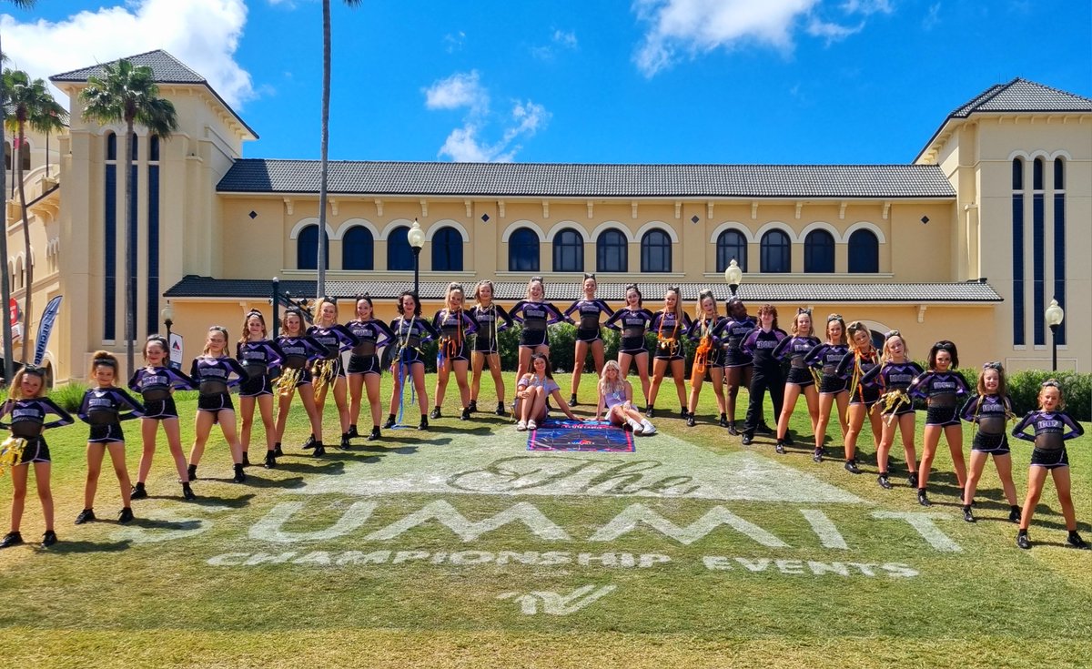 Pen y Dre Technology Department tweet media