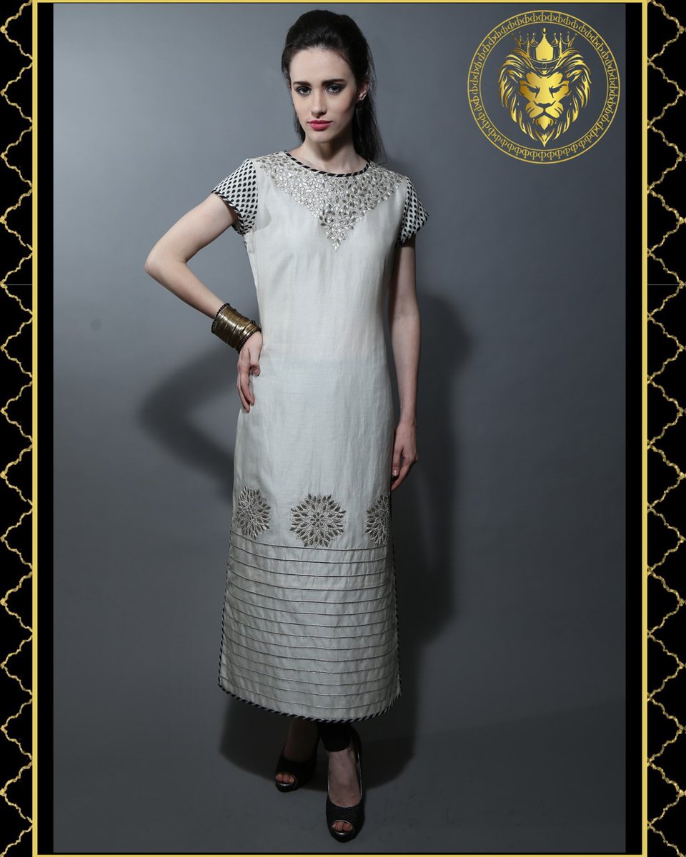 METALLICA- Black & White contemporary collection dresses inspired by the Kalbelia tribe of Rajasthan.
Follow me on Instagram @princeabcouture
#PrinceABCouture #Lionstribe #womenswear #womensfashion #fashion #Fashionista #embroidery #Indian #Fashionable #dresses