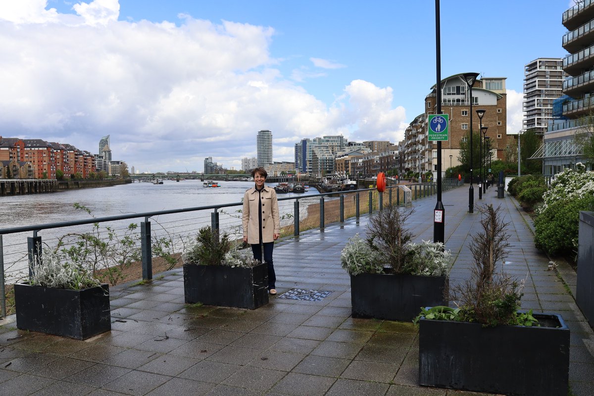Wandsworth Council will soon install new safety measures on the riverside pathway between Wandsworth Bridge and Battersea Park after listening to concerns from local residents. Read more: ow.ly/YJxs50RBtkF
