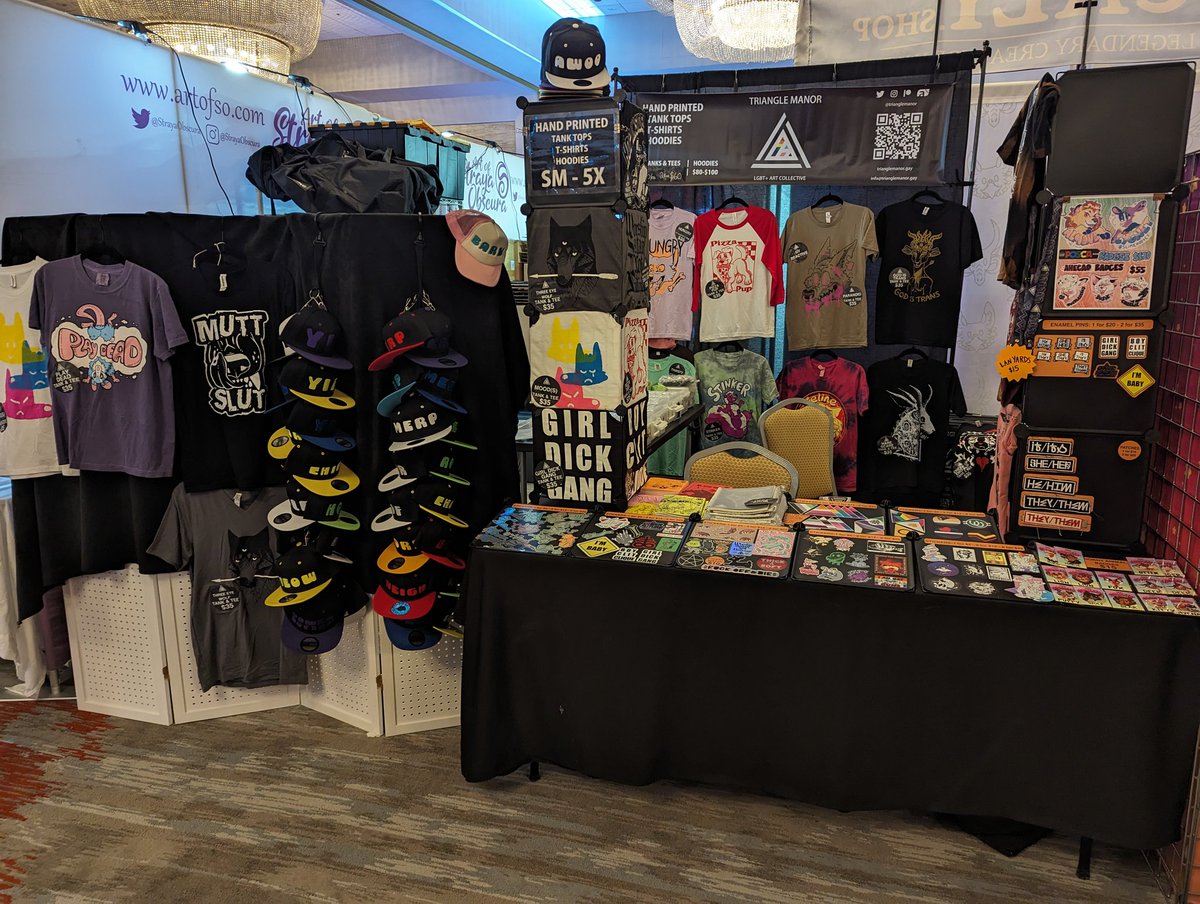 🚨🚨🚨🚨🚨🚨🚨 SETUP AT FWA IN THE DEN NEXT TO @CampHowl !!! Come GET IT