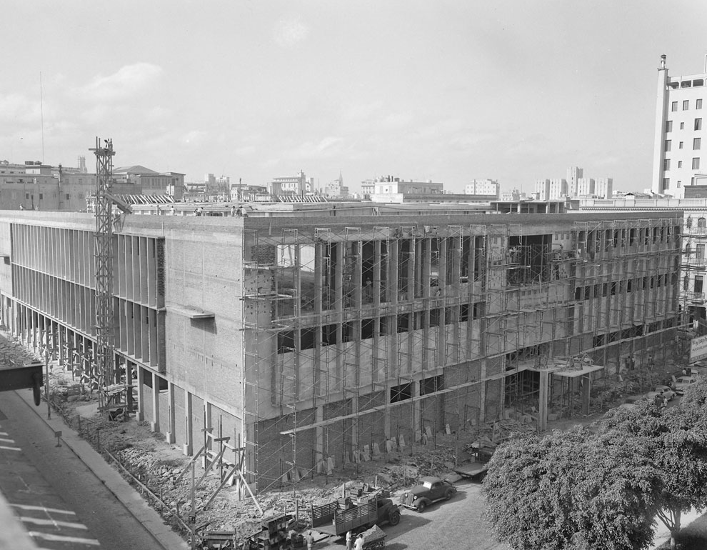 Museo de Bellas Artes en construcción.

La #Habana, #Cuba, principios de la década de 1950.

#ArteCubano