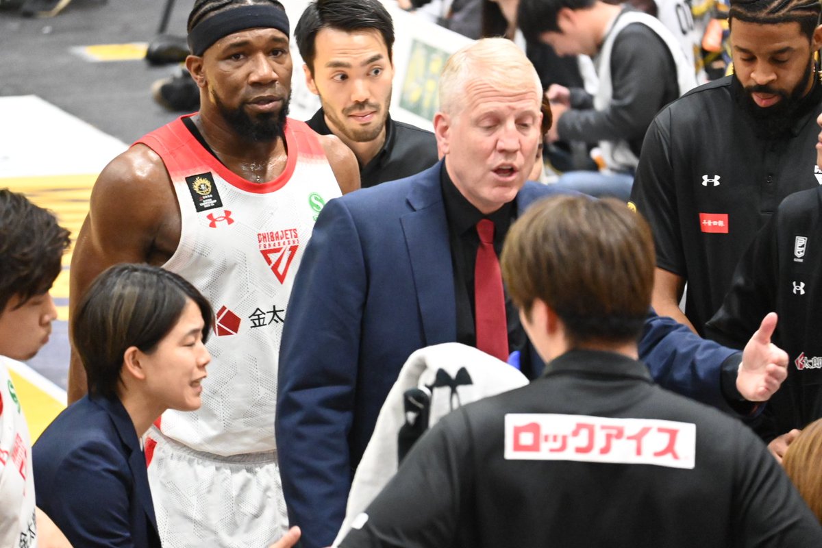 試合観戦記録③（71）宇都宮VS　#千葉ジェッツ　70-82 金近選手のスリーが綺麗でネット揺れず、入ったのわからなかった😳スミス選手のバスカンスリー✨ クックス選手の気合のダンク💥 富樫選手の希望のスリー二本😭原選手の誰にも渡さない抱えるリバウンドボール🏀高く飛び続けるムーニー選手😭