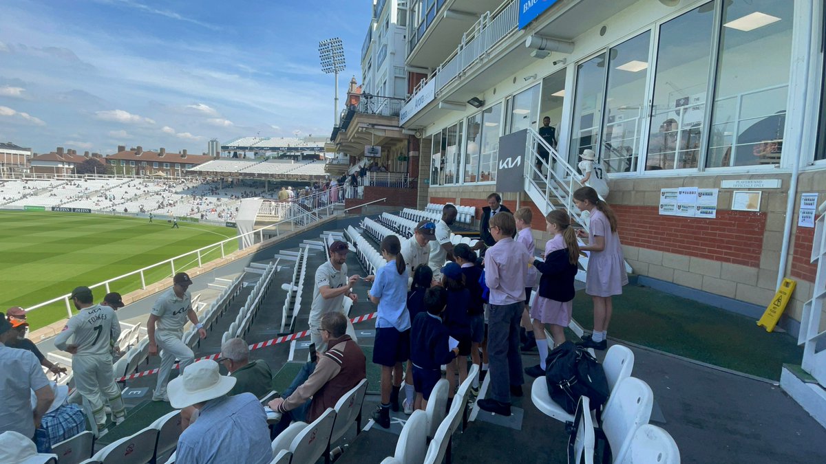 Some of our keenest cricket fans went to @surreycricket The Kia Oval today for a fascinating tour and #cricket history lesson #AlleynsPE #AlleynsSport 🏏🏏☀️