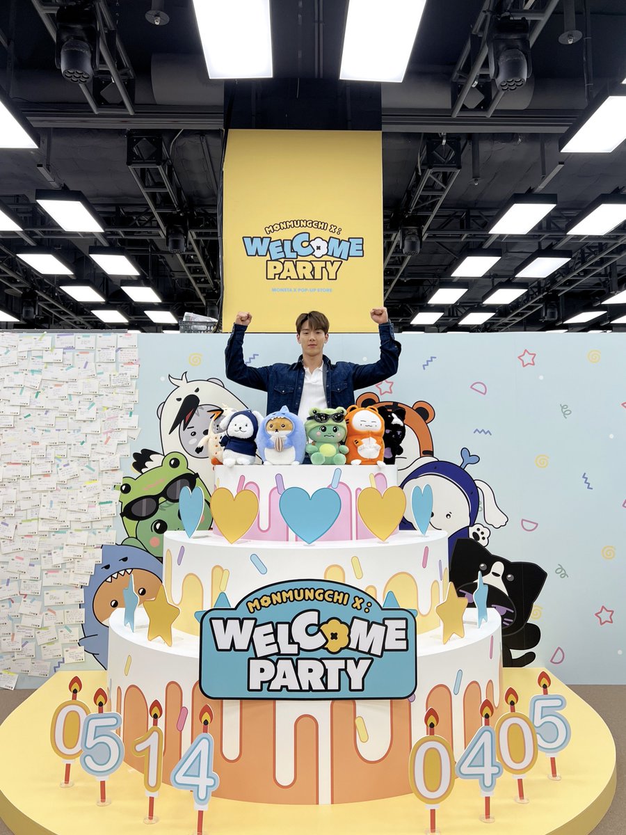 OfficialMONSTAX's tweet image. 📸
240510 #몬스타엑스 #셔누 #IM
𝐌𝐎𝐍𝐒𝐓𝐀 𝐗 X 𝗠𝗢𝗡𝗠𝗨𝗡𝗚𝗖𝗛𝗜 𝗫 
: 𝙒𝙀𝙇𝘾𝙊𝙈𝙀 𝙋𝘼𝙍𝙏𝙔🎉🎂
 
몬스타엑스와 몬뭉치엑스 멤버들의
첫 만남을 공개합니다 🥰

#SHOWNU #아이엠
#MONSTA_X #MONSTAX 
#몬뭉치엑스
#MONSTAX_POPUP
#MONMUNGCHIX_WELCOMEPARTY