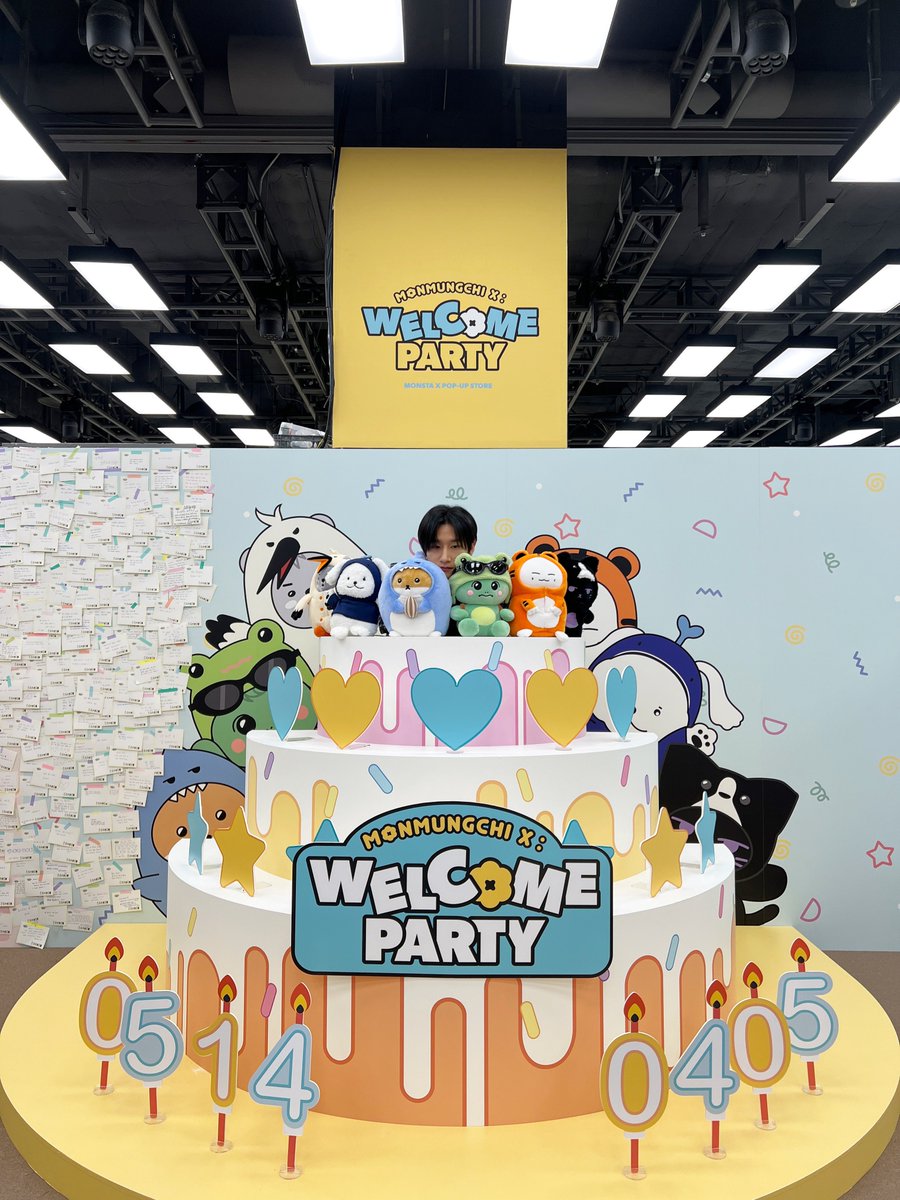 OfficialMONSTAX's tweet image. 📸
240510 #몬스타엑스 #셔누 #IM
𝐌𝐎𝐍𝐒𝐓𝐀 𝐗 X 𝗠𝗢𝗡𝗠𝗨𝗡𝗚𝗖𝗛𝗜 𝗫 
: 𝙒𝙀𝙇𝘾𝙊𝙈𝙀 𝙋𝘼𝙍𝙏𝙔🎉🎂
 
몬스타엑스와 몬뭉치엑스 멤버들의
첫 만남을 공개합니다 🥰

#SHOWNU #아이엠
#MONSTA_X #MONSTAX 
#몬뭉치엑스
#MONSTAX_POPUP
#MONMUNGCHIX_WELCOMEPARTY