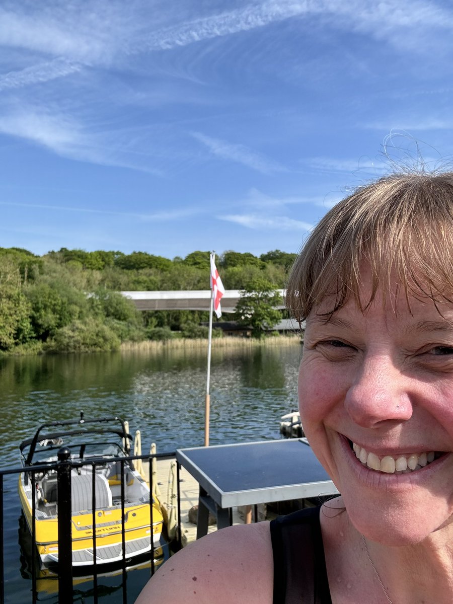 It’s been a long time coming but today I finally managed to get myself into a lake. And wow….. it was sublime. Thanks @DenhamWaterski as always