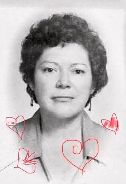 Todos los días recuerdo con infinito amor a mi madre, la profesora Rosario Guadarrama.
¡Felicidades a todas las mamás, hoy y siempre!