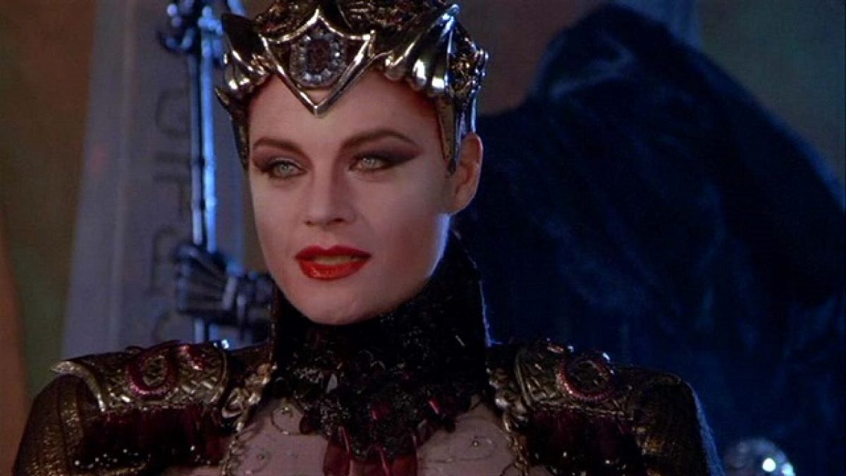 Happy birthday to American actress Meg Foster, born today in 1948. Foster is known in fandom for her roles in Masters of the Universe, Quantum Leap, They Live!, Star Trek: Deep Space Nine, and Xena: Warrior Princess. #MegFoster