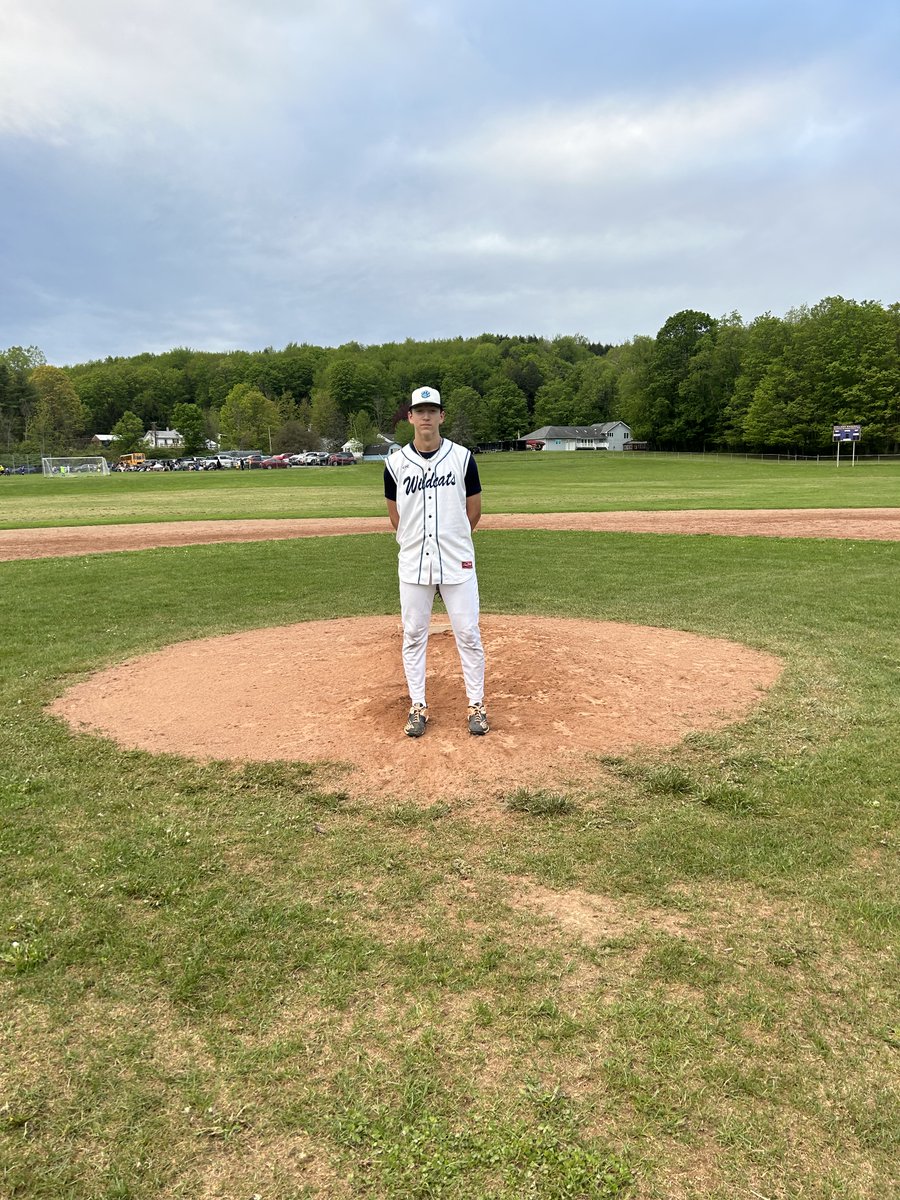 Congratulations to CJ Kanick on throwing a Perfect Game last night versus Holland. CJ faced 21 batters over 7 innings striking out 14. This was the first perfect game in school history. @WNYAthletics @bufnewspreptalk @Section6_NY @CUKnightBase