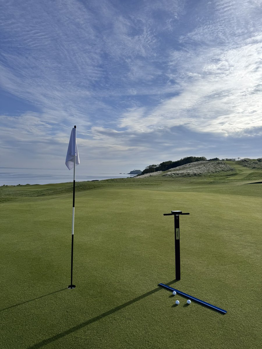 Liamcampbell808's tweet photo. Another cracking morning &amp; a happy @JoeBurnsTurf https://t.co/sufn6jlRz4