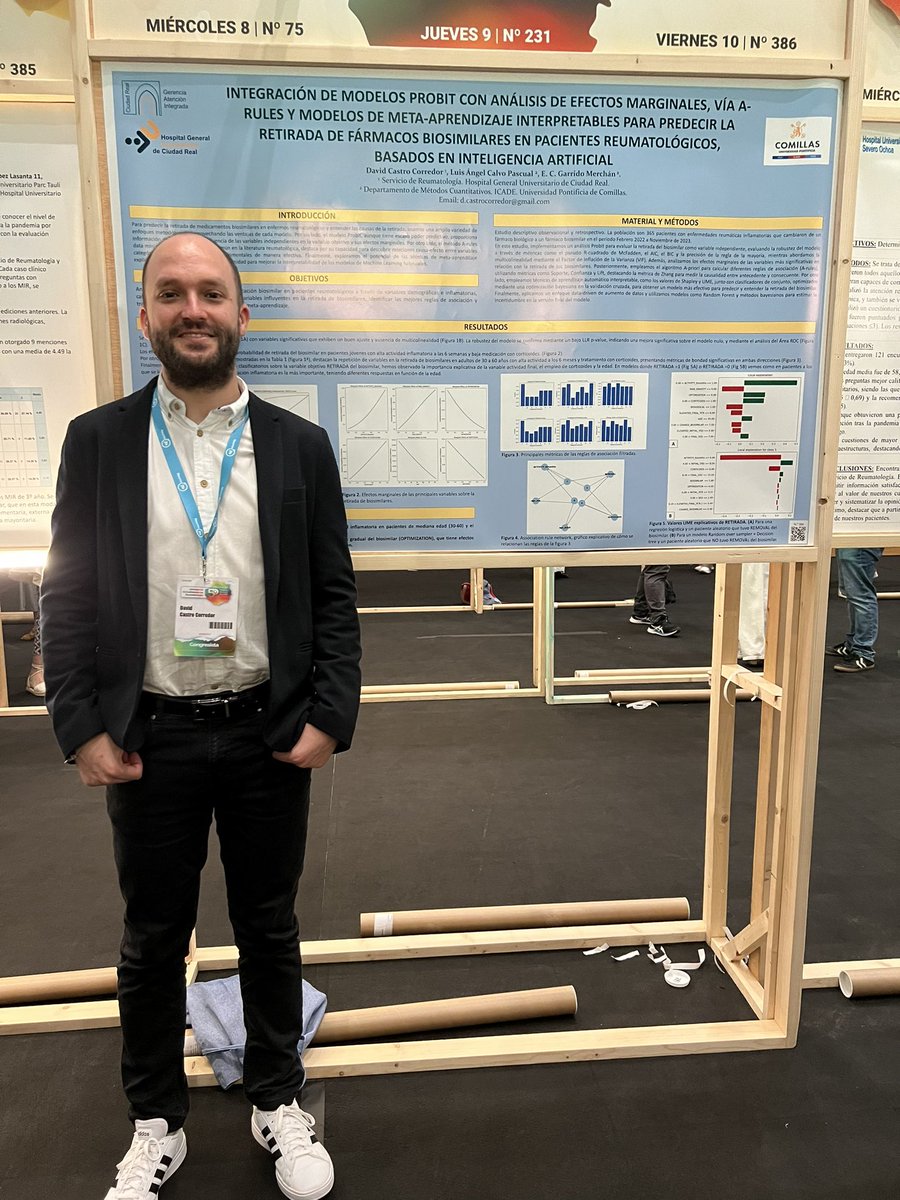 Reuma_HGUCR's tweet photo. Mañana productiva de actividad científica por nuestro servicio. 
- Charla sobre dolor regional complejo
- Comunicación oral sobre microbiota intestinal y fibromialgia 
- Póster sobre Inteligencia Artificial en fármacos biológicos
- Foto de familia https://t.co/yQ2ToFjg0l