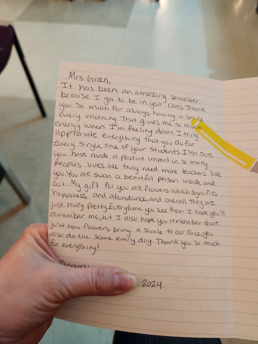 #HappyTeacherAppreciationWeek to my fellow Ts! The days may get hard but remember that our Ss need us. Sweet notes like this help remind us that we are making an impact. (May or may not have teared up yesterday after receiving.)