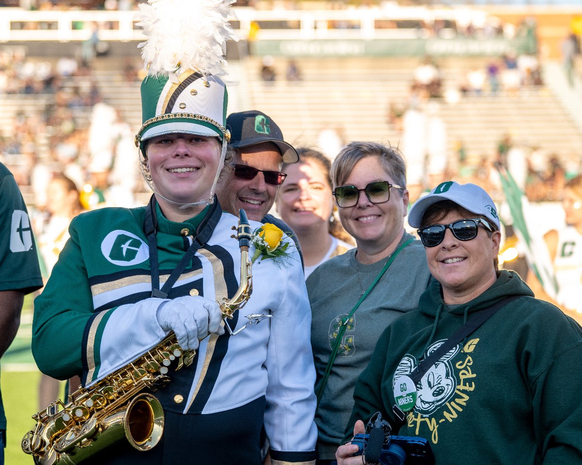 PNNMB's tweet photo. Next on our list of Graduating Seniors we have Stella OConner! Stella is graduating with a degree in Computer Science after four years as a member of the Alto Saxophone Section. 💚⛏️ #graduatingsenior #pnnmb #unccharlotte https://t.co/ZtiH74iRla