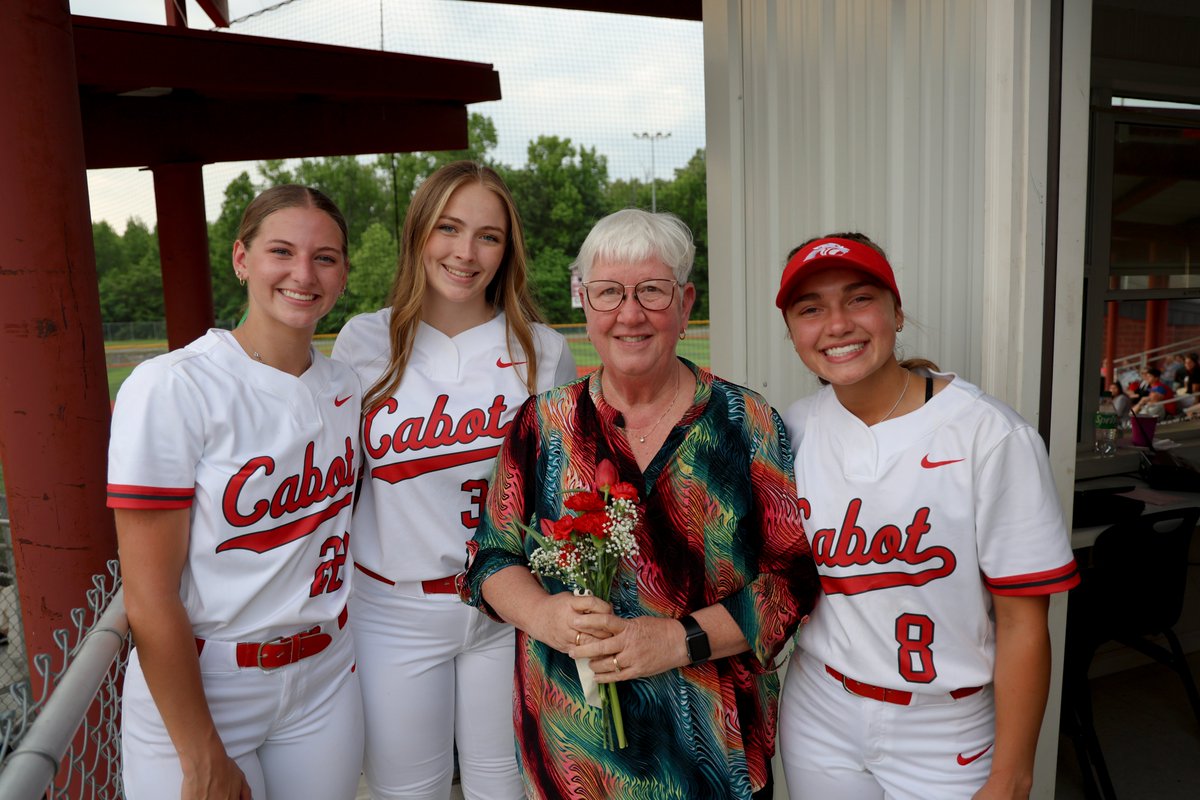 🎓🥎 @Cabot_Softball Sr Night Pictures 📸 tinyurl.com/4xhbmr5m @CabotHigh @WillborgTori @Sara_Camplain8 @CabotAT @ChadBurke4 @keithmxatc @cabotsd @AddisonFulbrig4 @AlleeAutry @AimsleyJ