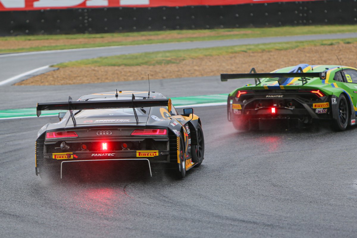 A busy day at a hot but not so dry #ChangInternationalCircuit for B-Quik Absolute Racing as the official programme of Round 2 of <a href="/GTWorldChAsia/">GT World Challenge Asia Powered by AWS</a> 2024 got underway

Today report → facebook.com/BQuikRacing/po…