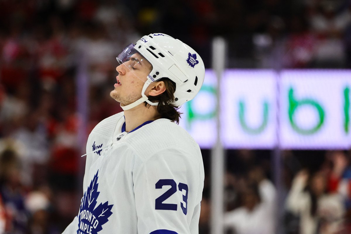 Fantasy Hockey Feature: Matthew Knies needs change in Toronto to unlock potential It was a failed breakout season for Matthew Knies in 2023-24. But @SlimCliffy outlines how that could change moving forward 📎: eprinkside.com/2024/05/10/fan…