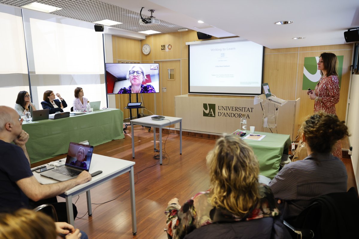 Universitat d'Andorra tweet media