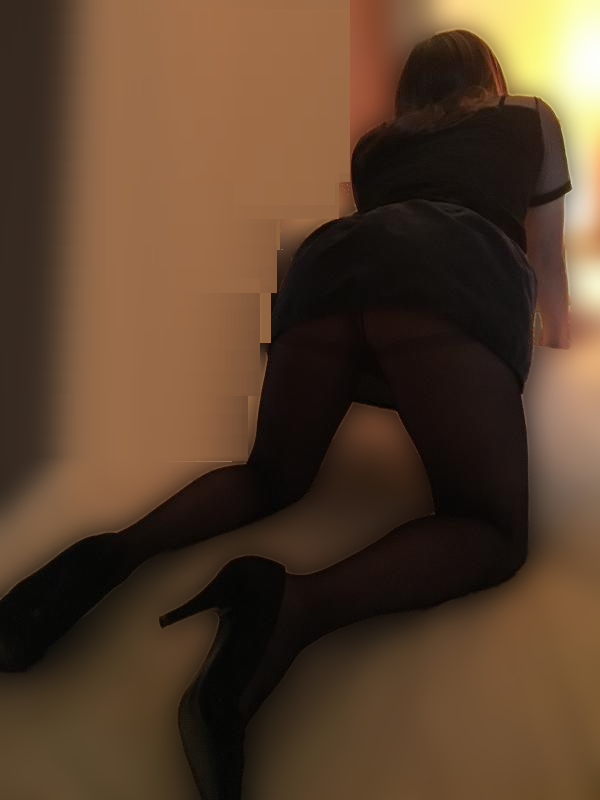 QAZ220CD's tweet photo. 黑絲 冷氣吹吹吹
#黑絲  #Crossdresser https://t.co/Vk0gVhTjPA