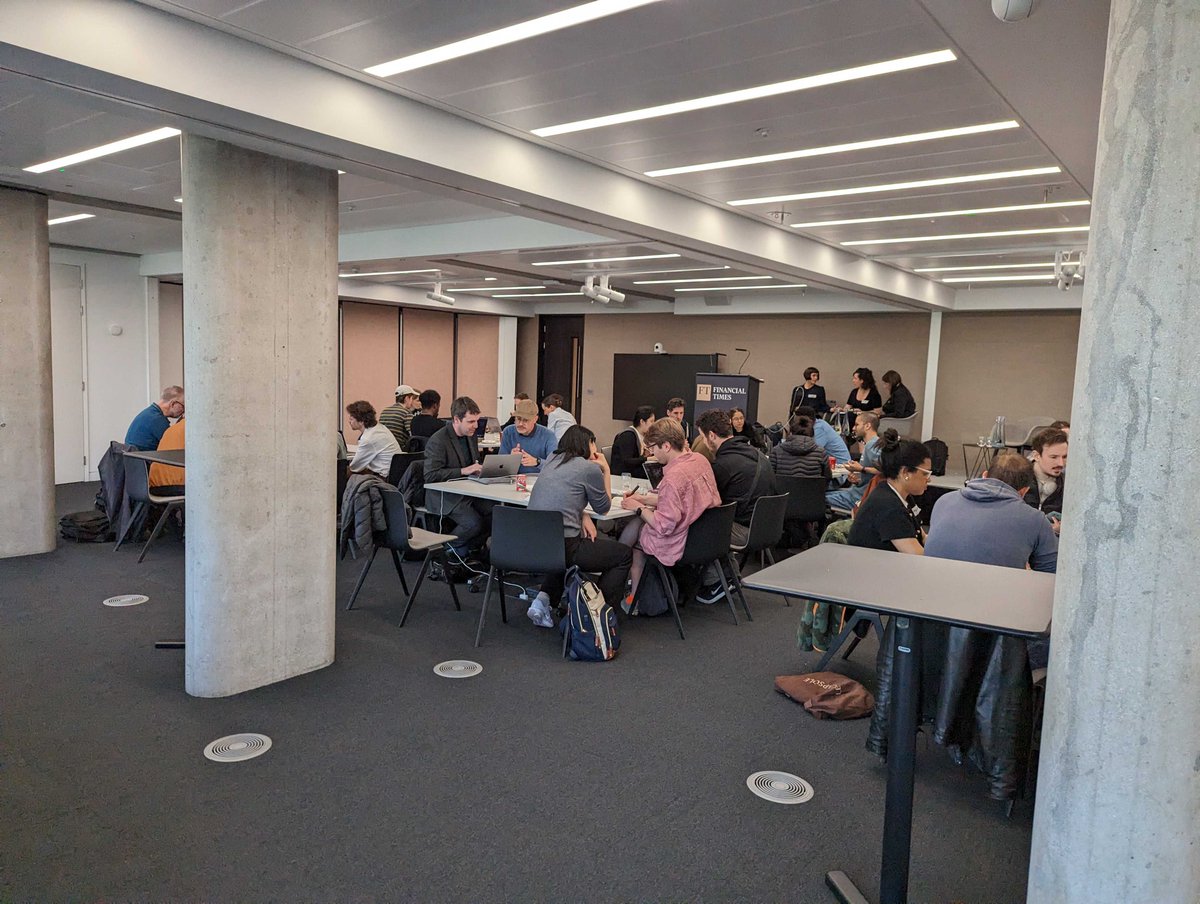 lifeatFT's tweet image. Excited to share that we hosted another empowering codebar workshop at our London office! 🌟 Offering tailored coding support and one-on-one coaching for minority groups in tech, we're committed to fostering inclusivity and driving positive change. #codebar