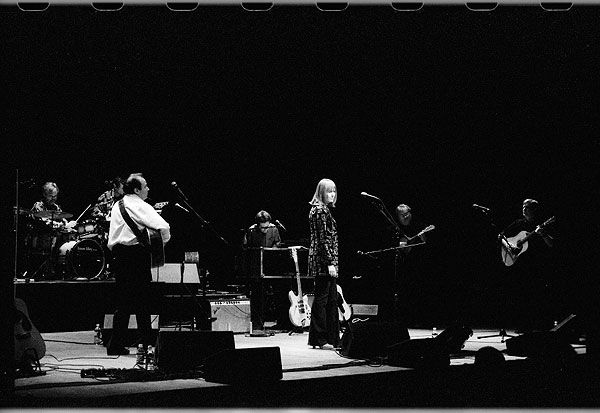 May 19 <a href="/bobdylan/">Bob Dylan</a> birthday celebration at the <a href="/limuseum/">Long Island Museum</a> is nearly sold out! Tickets here: buff.ly/3URKs43 Some photos from BOTT show with original #minneapolis #bloodonthetracks band  #luckygirl #themusicgotmehere #fbf #flashbackfriday #happybirthdaybob #longislandmuseum