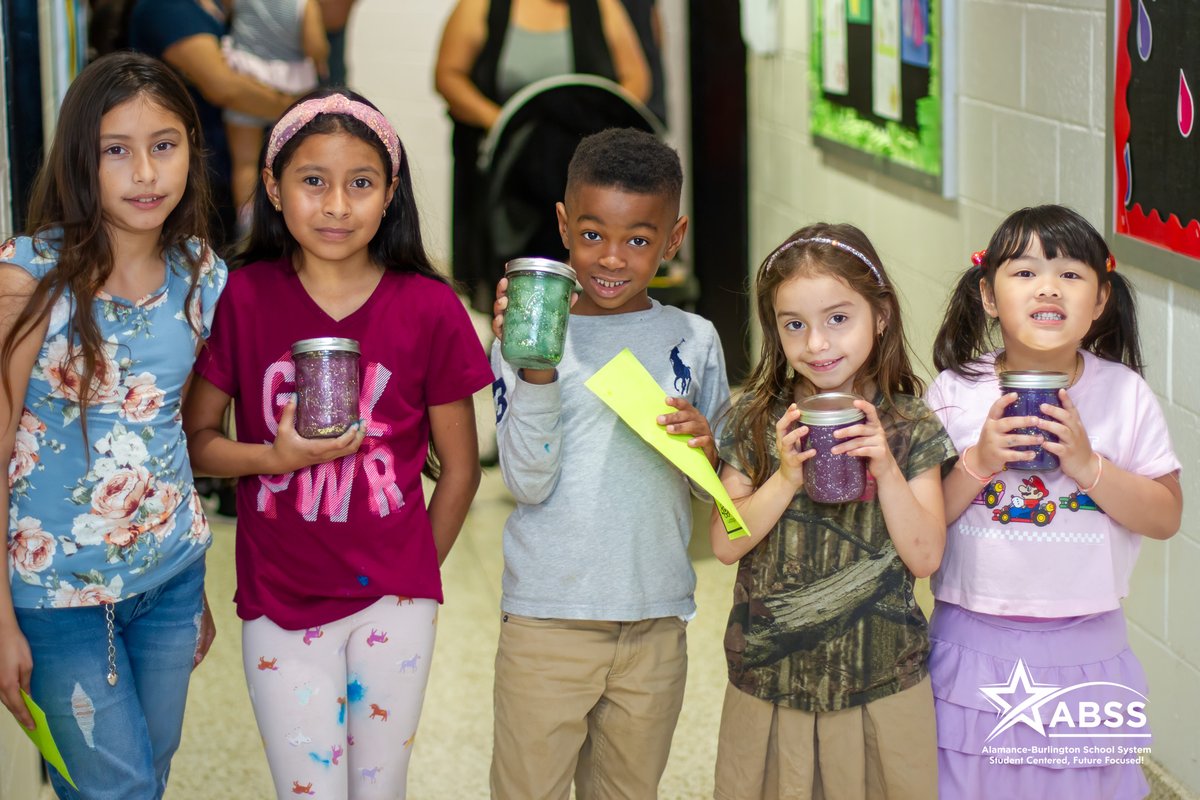 🔬✨Science Night at <a href="/NewlinElem/">Newlin Elementary</a> was a blast! Families embarked on a "Science Expedition" with 10 hands-on stations like Dancing Raisins &amp; Galaxy Jars. After rotations, there was dinner, BINGO, and science prizes! It was a huge success thanks to the Family Involvement Team!