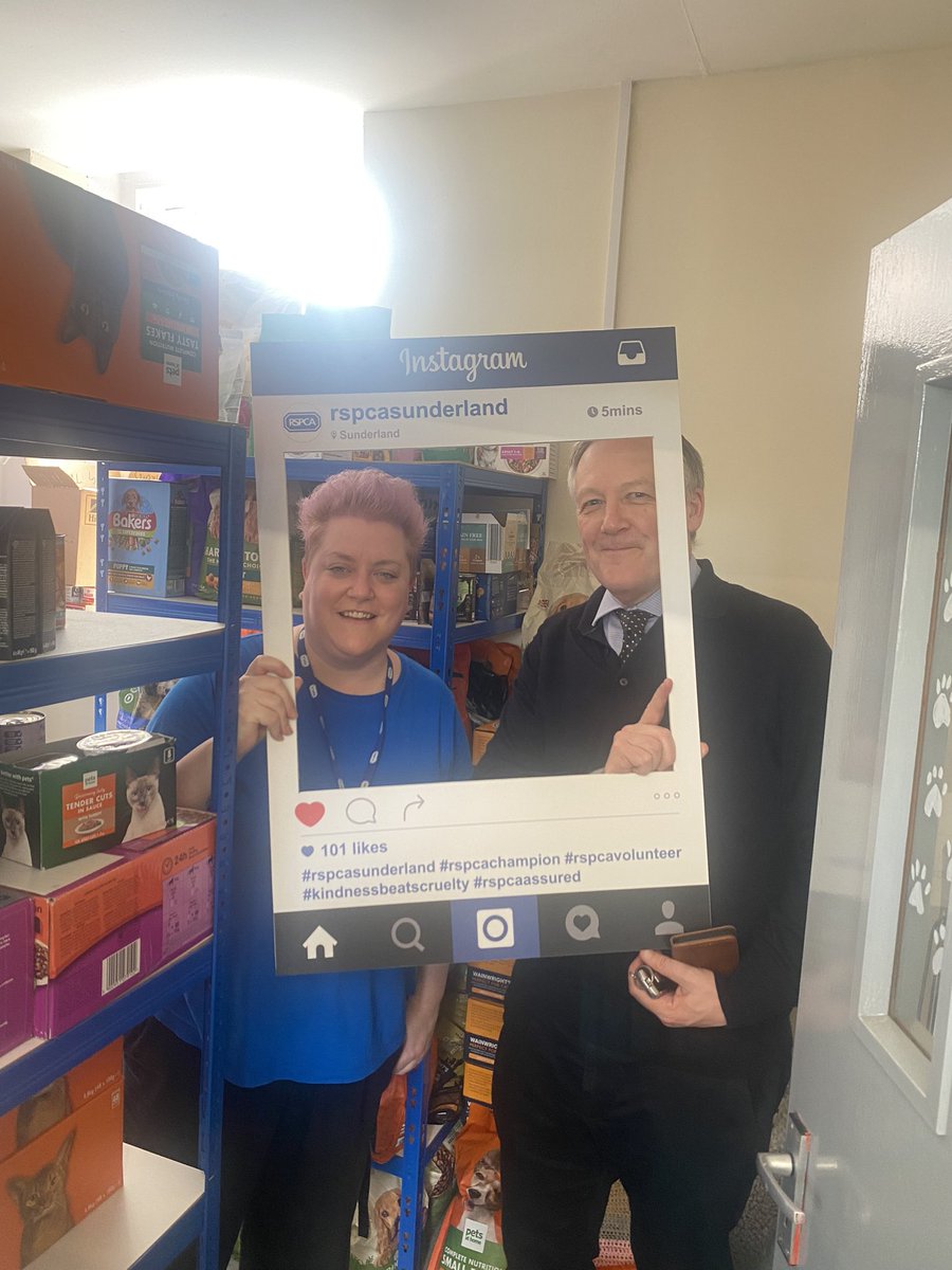 Great to meet with Mel and Alison from @RSPCAsun at their Chester-le-Street store today. I really enjoyed hearing about the work they do to support families with animals in the local community, including free microchipping events and operating a pet food bank.