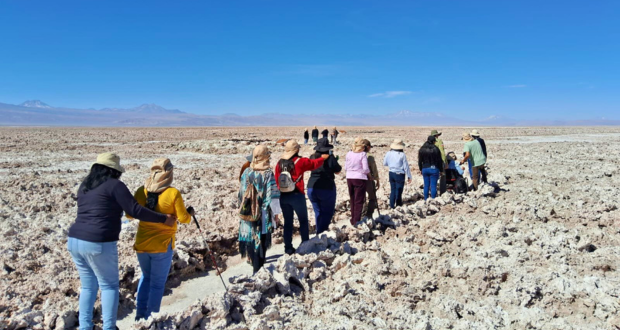 Inician visitas inclusivas en la Reserva Nacional Los Flamencos 🦩 La actividad se enmarca en la Política de Accesibilidad Universal que impulsa #CONAF en el país. @CONAF_Antofa Leer más ➡️ conaf.cl/inician-visita…