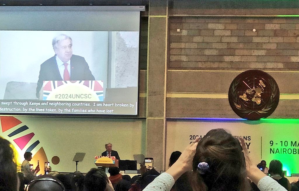 Closing session with the Pdt of #Kenya @WilliamsRuto and the @UN Secretary-General @antonioguterres who has initiated the Summit of the future, a once in a generation opportunity to reshape how multilateralism works at the Member States level.