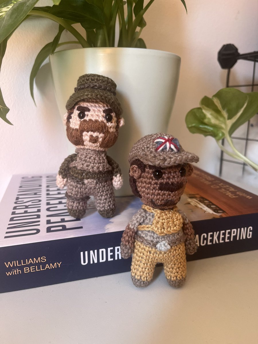 FoxTheRedCat's tweet image. Finally, the final member!🧢🤩
——
#CallofDuty #MW2 #MW3 #Gaz #CoD
Can’t believe it took me this long! Eventually I’ll lean how to crochet proper hats🫡