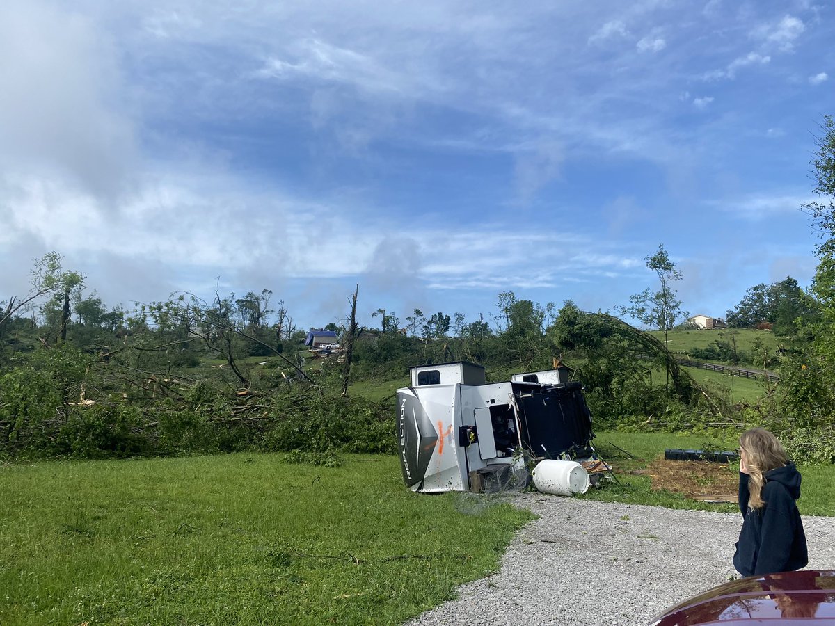 LukeBetchner's tweet image. The TN Tornado hit our land and pretty much destroyed everything. Funny that @elonmusk @Starlink looks like it survived and we think came out fine. Guess it’s EF-3 rated 😬 Long road of clean up ahead. #nashville #springhill #tornado #starlink