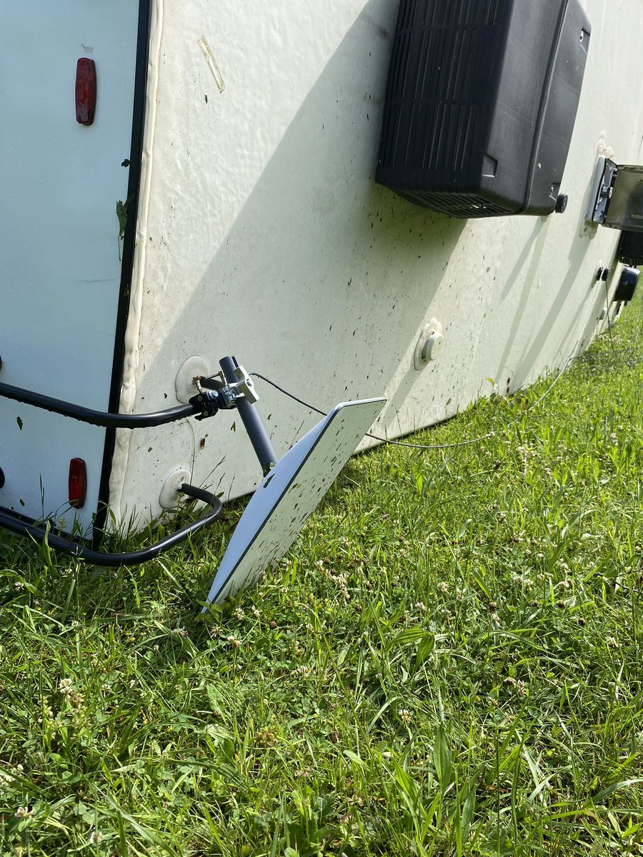 LukeBetchner's tweet image. The TN Tornado hit our land and pretty much destroyed everything. Funny that @elonmusk @Starlink looks like it survived and we think came out fine. Guess it’s EF-3 rated 😬 Long road of clean up ahead. #nashville #springhill #tornado #starlink