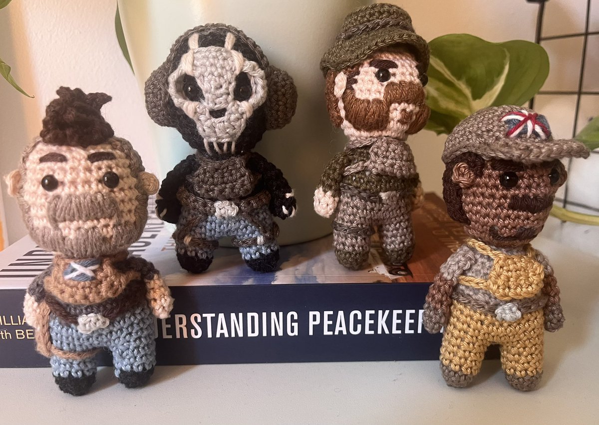 FoxTheRedCat's tweet image. Mission accomplished!💥
The Task Force is assembled!
——
#CallofDuty #taskforce141 #JohnPrice #SimonGhostRiley #SoapMactavish #GazGarrick #CoD
Though I need to stop making up the pattern as I go🥲