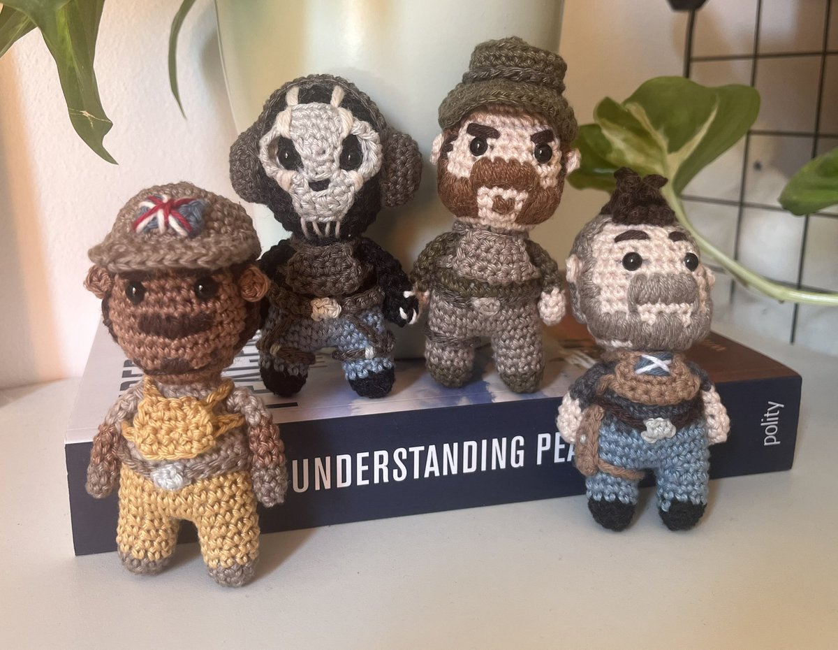 FoxTheRedCat's tweet image. Mission accomplished!💥
The Task Force is assembled!
——
#CallofDuty #taskforce141 #JohnPrice #SimonGhostRiley #SoapMactavish #GazGarrick #CoD
Though I need to stop making up the pattern as I go🥲