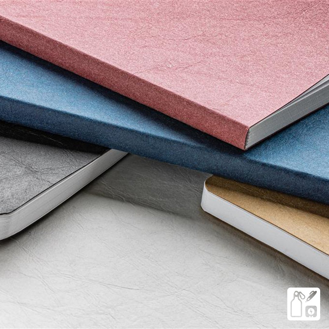 Combining style with sustainability, these beautiful notebooks are crafted from 100% recycled paper! ♻️📓

Filled with 96 sheets of 80 gs/m lined white paper, they're perfect for jotting down ideas, sketches and more. 📝

#SwagBox #Notebook #ProductHighlight #Gift #Branding