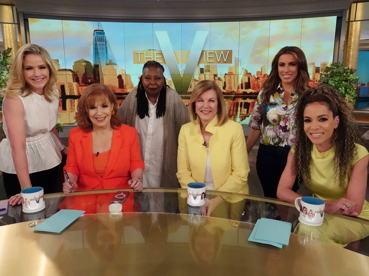 Why, yes, I was on @TheView yesterday to talk, appropriately enough, about Barbara Walters, a.k.a 'The Rulebreaker.' Many thanks to the ladies of The View for their hospitality and also for the cool commemorative mug >>>