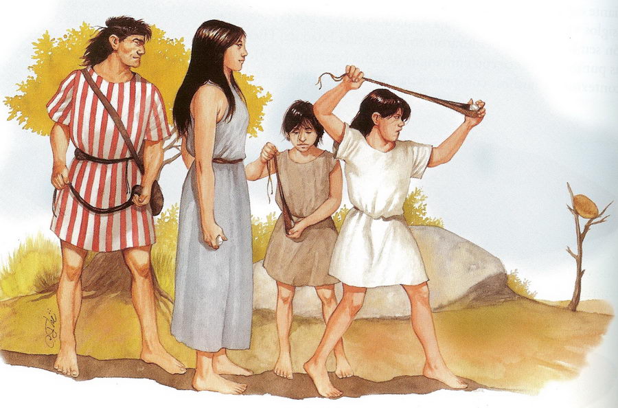 Los mejores honderos eran originarios de las islas Baleares. Allí las madres no permitían a sus hijos probar bocado si no eran capaces de atinar con una piedra en el plato que contenía su comida. #Vegecio #CompendioDeTécnicaMilitar #gabinetedecuriosidadesromanas #jcmckeown