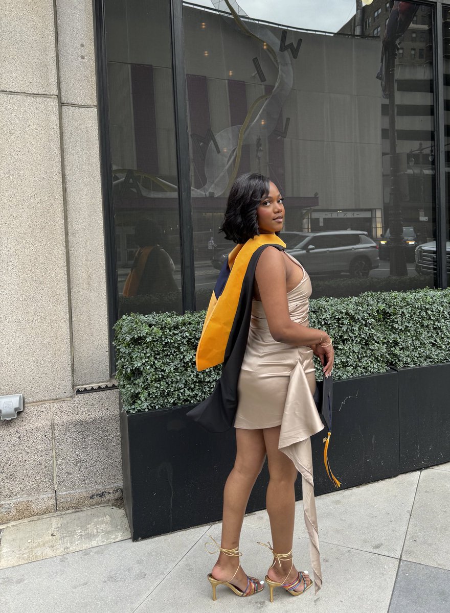 therealJMo__'s tweet image. one step closer. 
#mastered 🎓